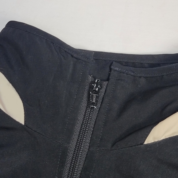 Haley Reserve Golf Vest Women's Size Small Black Zipper Front Breathable Lining - Picture 2 of 9